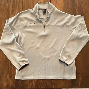 Oakley Men's Gray Quarter-Zip Shirt